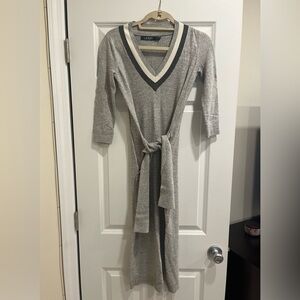EXCELLENT CONDITION RALPH LAUREN WRAP SWEATER DRESS